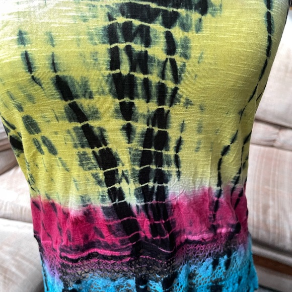 NWOT Ocean Drive Top - Picture 6 of 7